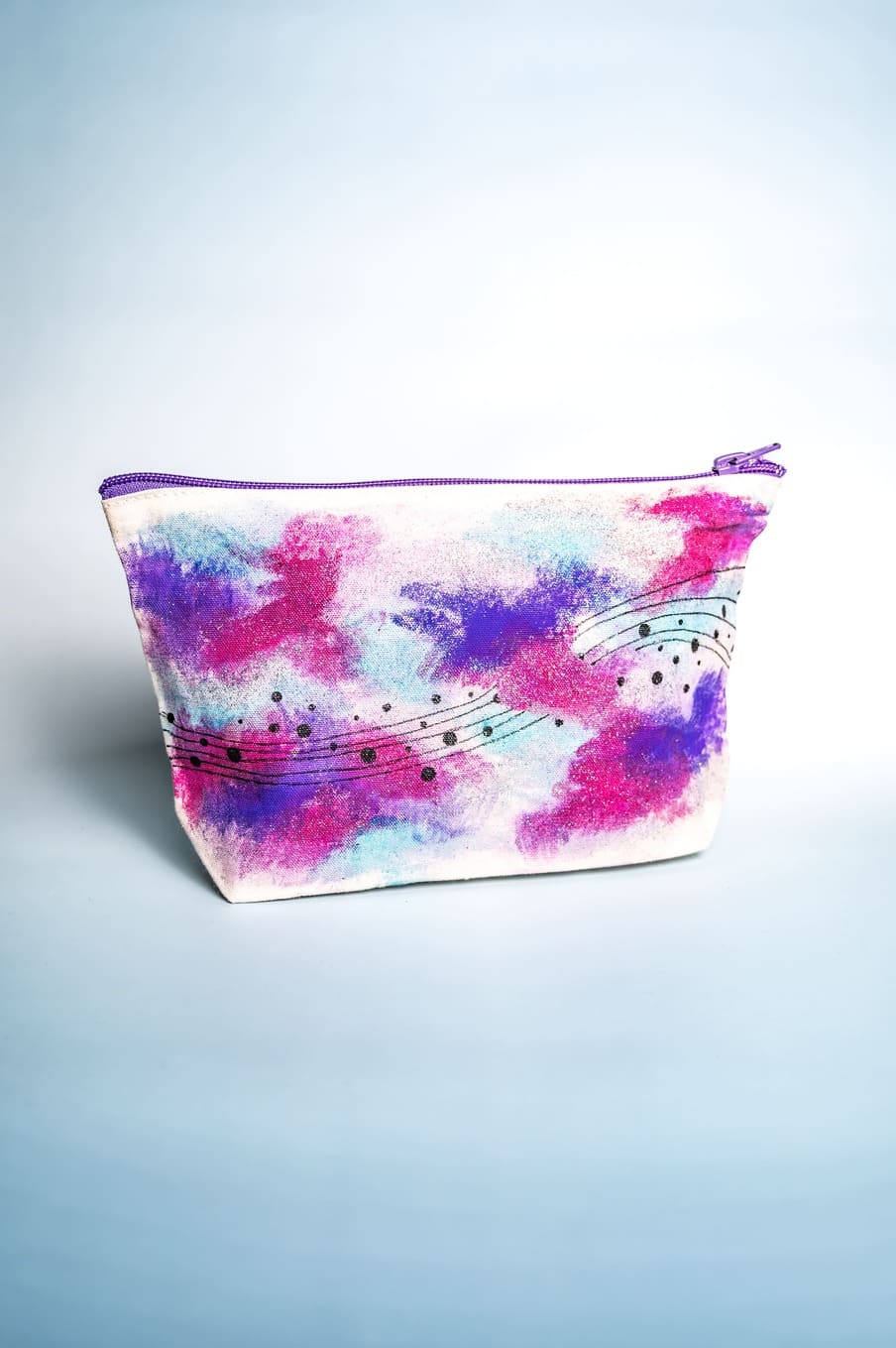 Artistic beauty case with vibrant colors and original design