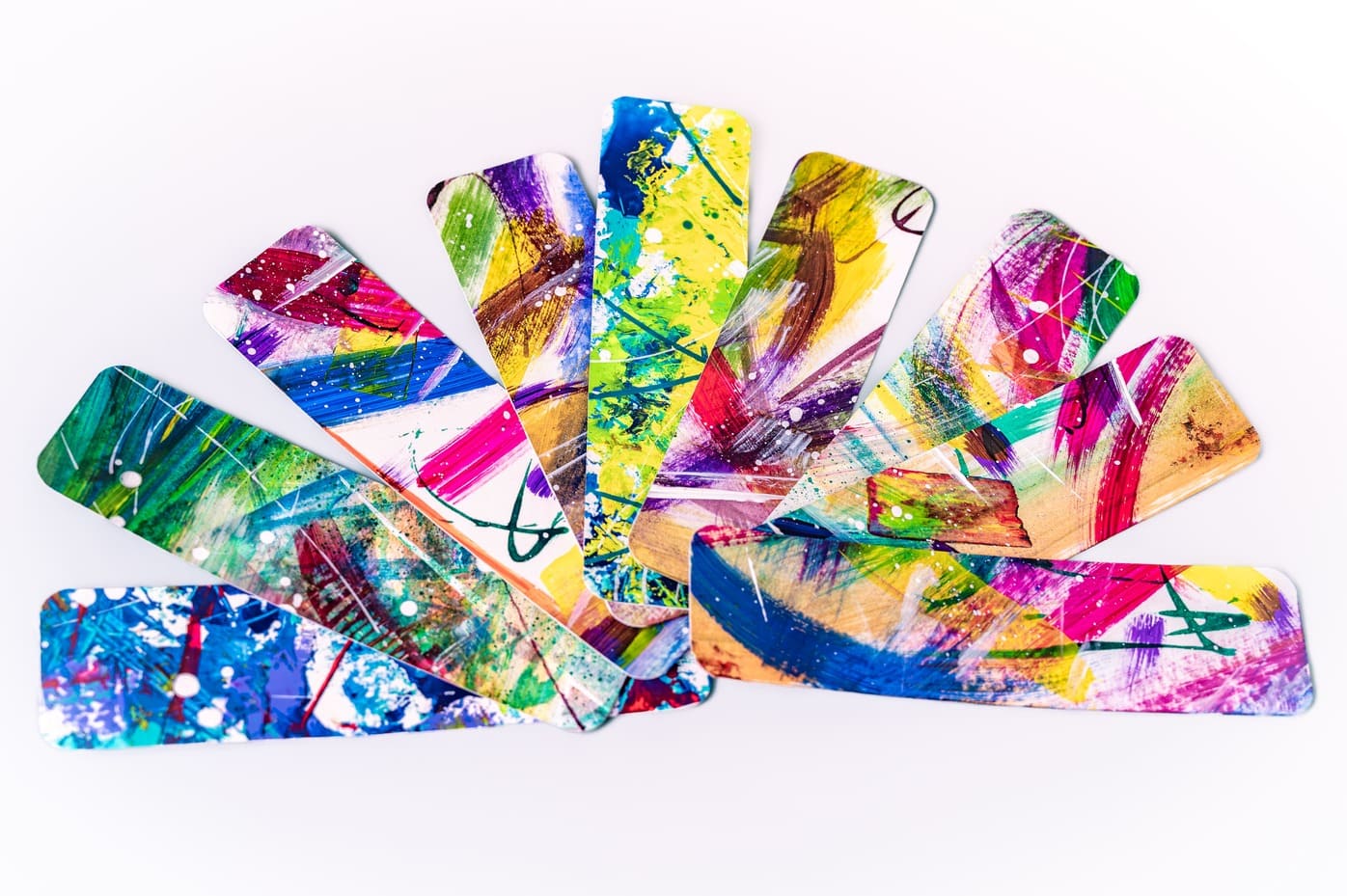 Unique bookmark with abstract design and special texture