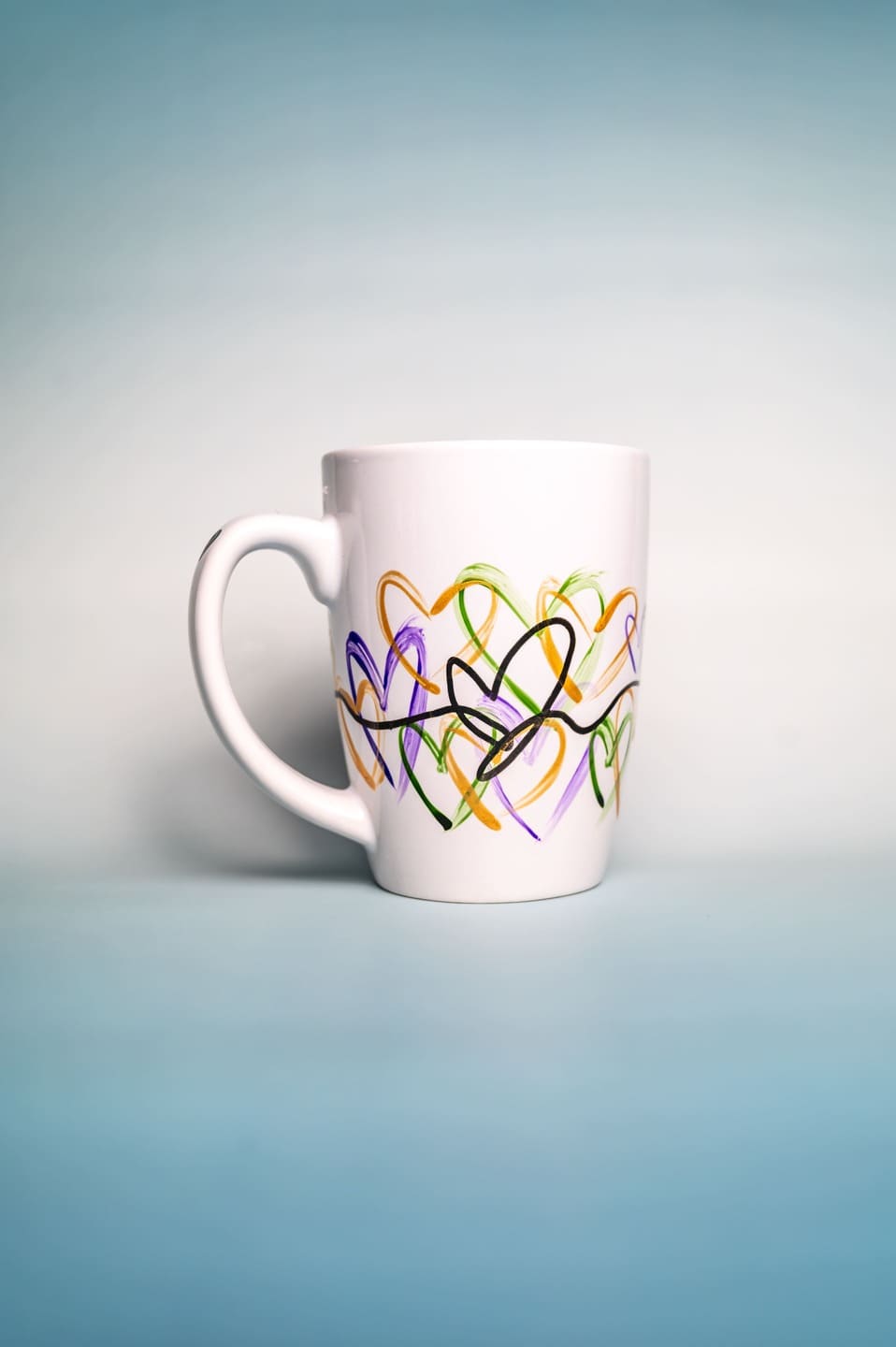 Ceramic mug with intuitive painting and special texture